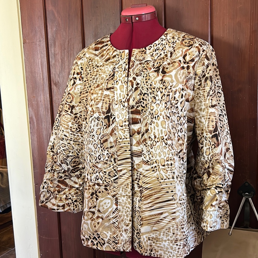 Chicos jacket size 2 like new condition